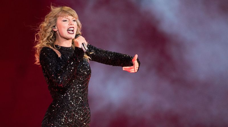 Taylor Swift donates $113K to Tennessee LGBTQ advocacy group